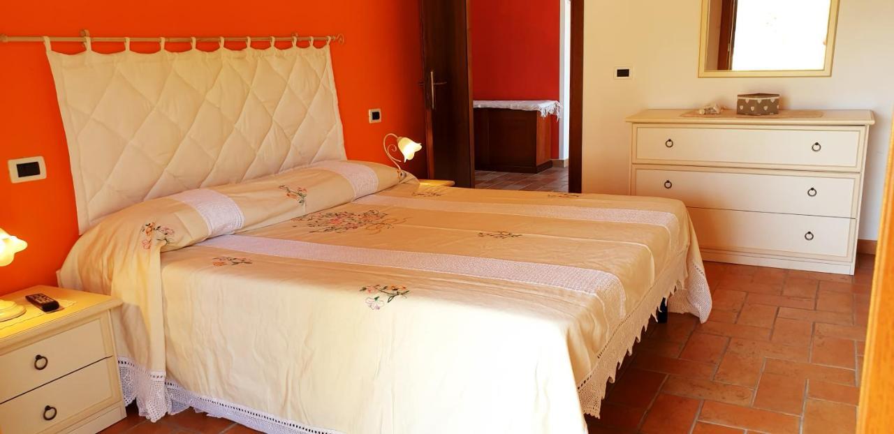 Вилла Casina Di Pacina Аббадия-ди-Монтепульчано Экстерьер фото